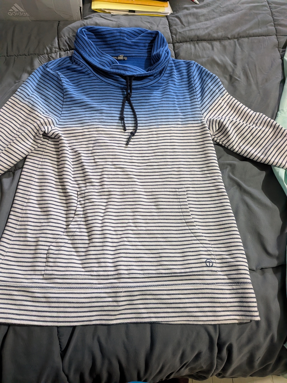 Men's Blue Ombre Striped Pullover Sweater